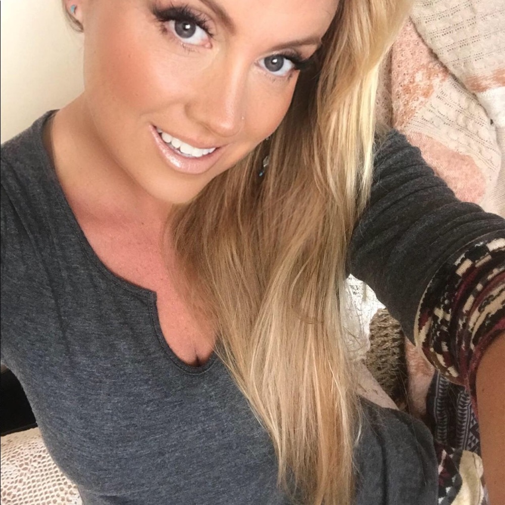 Meet your Posher, Britta